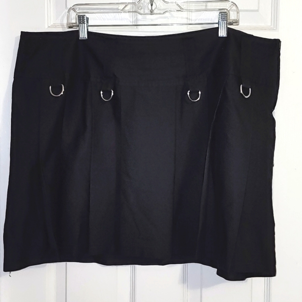 Vintage Lip Service Le Metal D-ring pleated skirt Sz 22